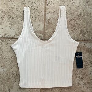 Hollister Women's White V Neck Crop Top